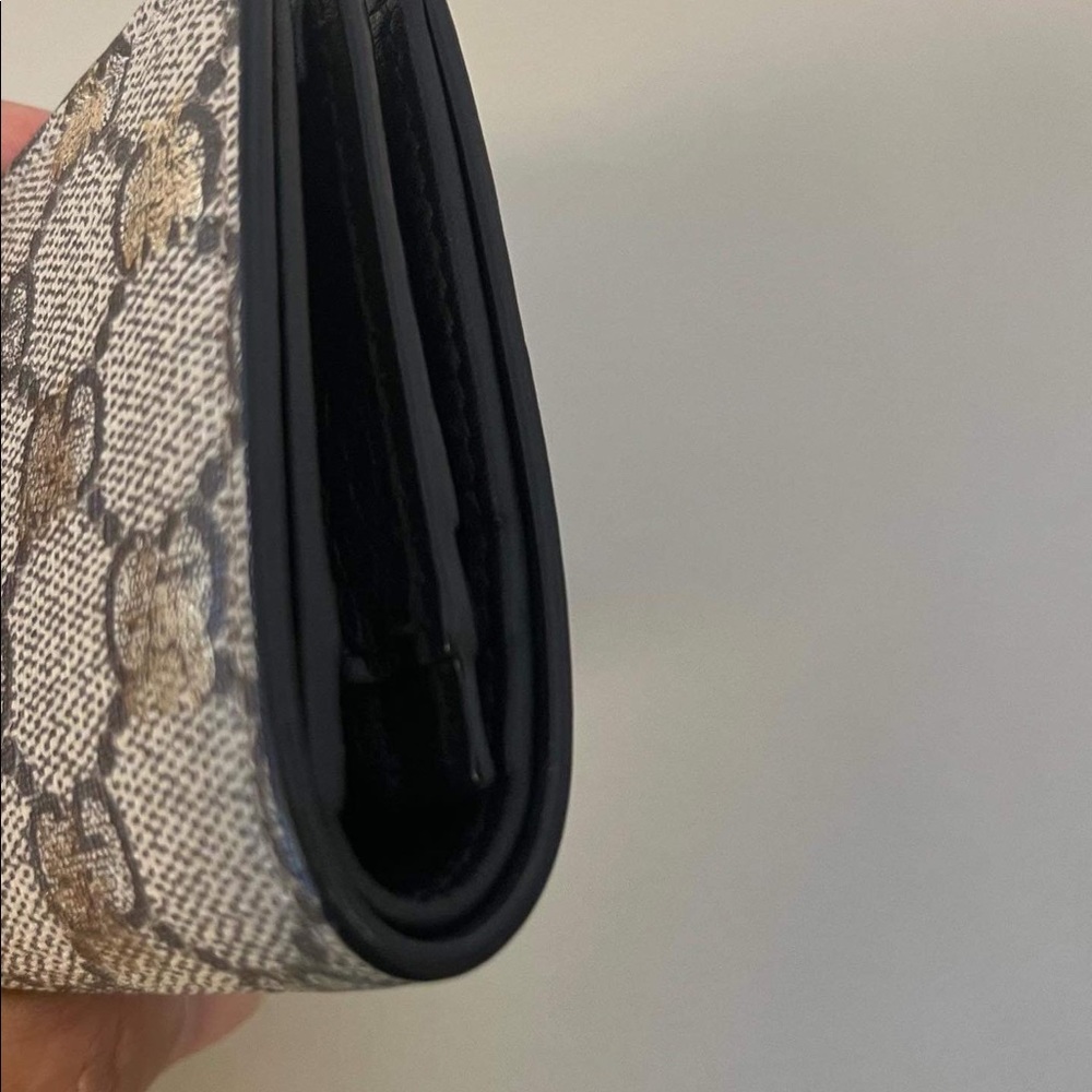 Gucci compact wallet - Picture 2 of 9